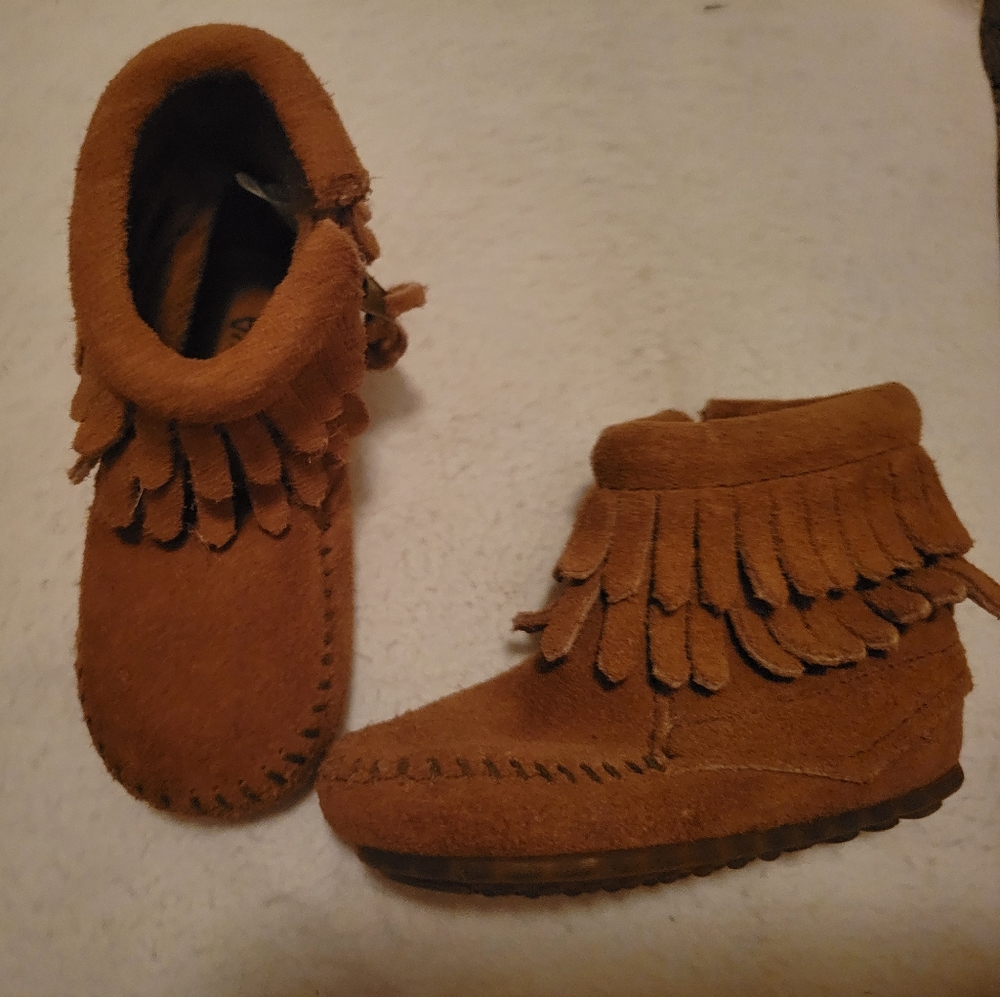 Baby Minnetonka Double Fringe Booties